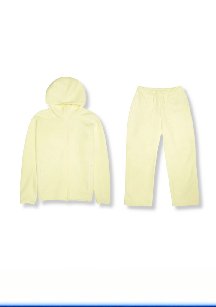 VIRALER TRAININGSANZUG